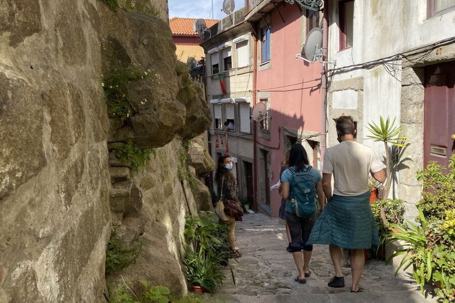 Porto: Historical Center Walking Tour - Clérigos Tower and the best city views
