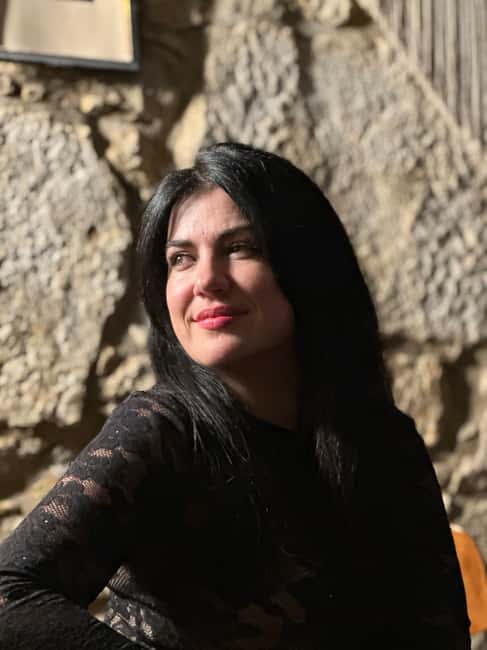 Porto: Live Fado Concert with Glass of Tawny Port Wine - How the show explains Fado’s future