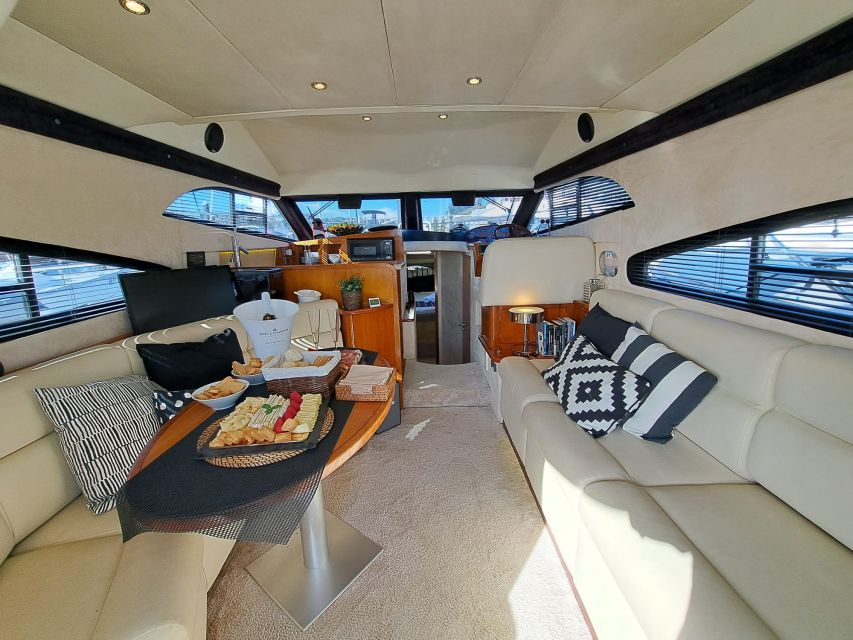 Porto: Luxury Yacht Tour of the 6 Bridges and Douro Estuary - Heading toward Foz do Douro and the estuary