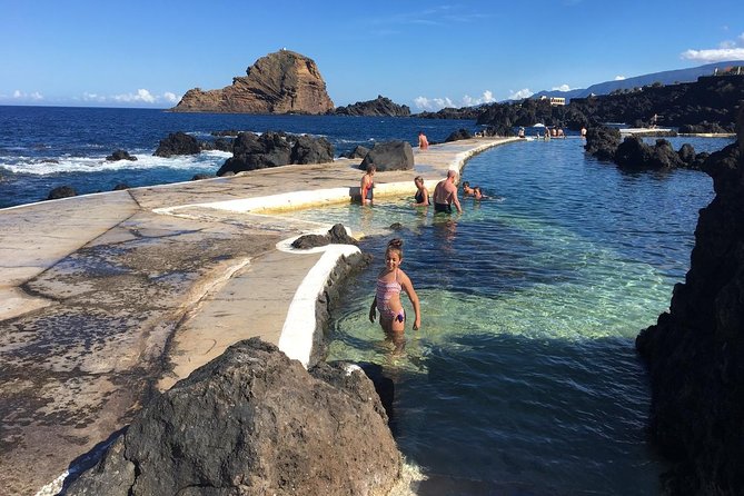 Porto Moniz - Natural Swimming Pools - The north coast at Véu da Noiva and Seixal