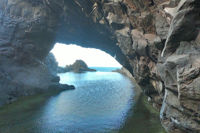 Porto Moniz, Seixal, Fanal Forest, Cliff Skywalk in Open Roof 4X4 - Porto Moniz and the volcanic swimming pools