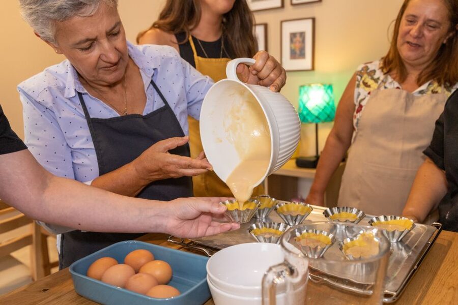 Porto: Pastel de Nata Cooking Class with Grandma's Recipe - Making the pastry from scratch