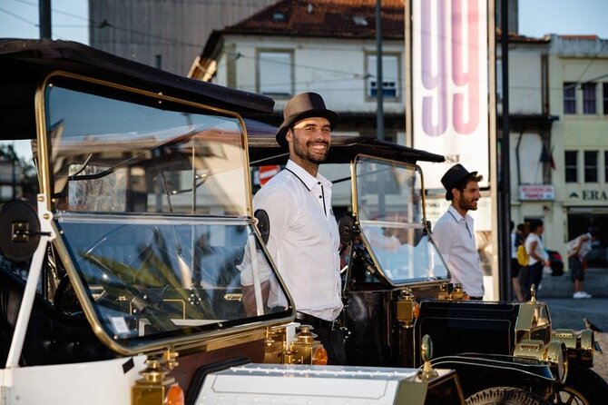 Porto:Private Tour of the Historic City in a Classic Ford T - Porto Cathedral, Livraria Lello, and Majestic Café
