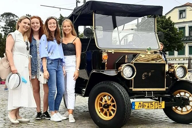 Porto:Private Tour of the Historic City in a Classic Ford T - Port wine at Cálem