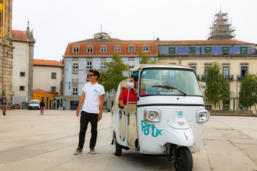 Porto: Private Tuk-Tuk Tour with Short Walks and Wine - Why this Porto tour is worth considering