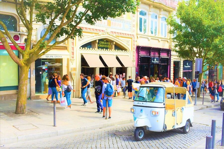 Porto: Private Tuk-Tuk Tour with Short Walks and Wine - Seeing Porto from Lion’s Square to Clérigos