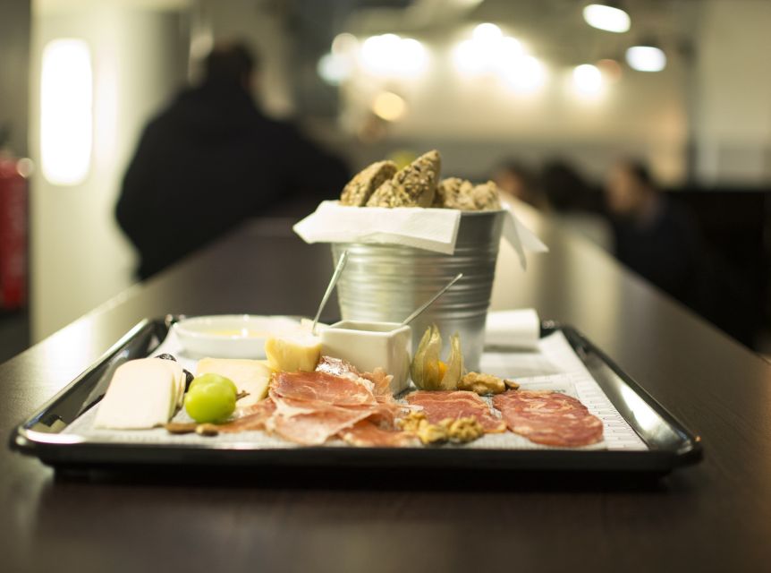 Porto: Private Walking Food Tour with Tastings - Why this Porto food walk works well