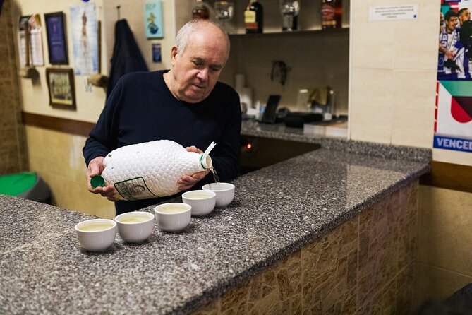 Porto Progressive Dinner Tour with Eating Europe - Bacalhau, croquettes, and the final sweet note