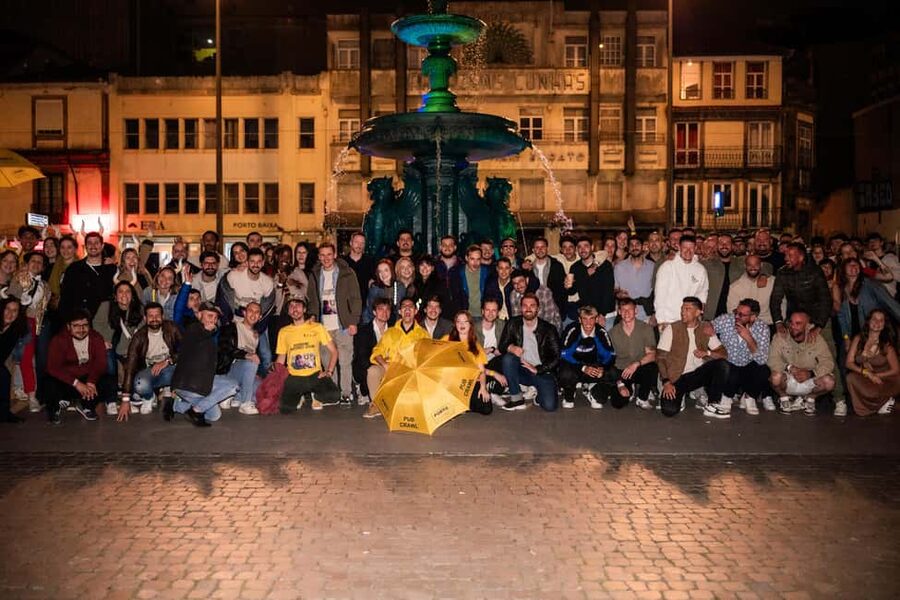 Porto: Pub Crawl with 7 Drinks, Games, and VIP Club Entry - Key points to know before booking