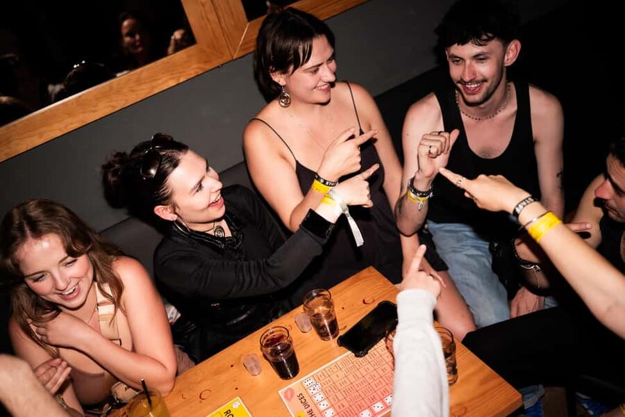Porto: Pub Crawl with 7 Drinks, Games, and VIP Club Entry - Practical advice for making the night smoother