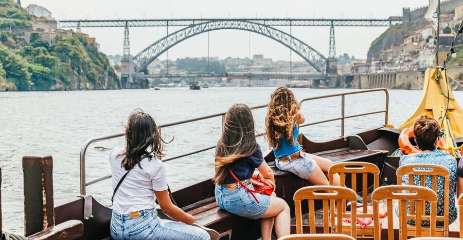 Porto: River Douro 6 Bridges Cruise - Timing, crowds, and the best seat