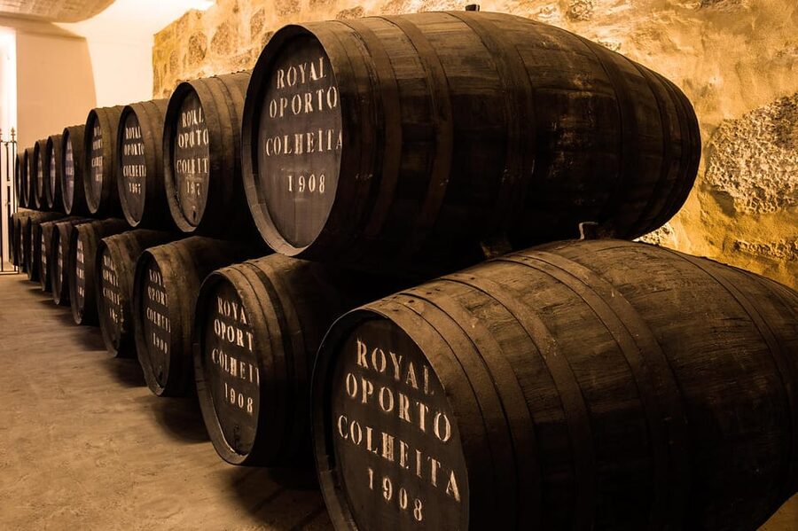 Porto: Royal Oporto Tour na Real Companhia Velha - Why Real Companhia Velha Feels Different