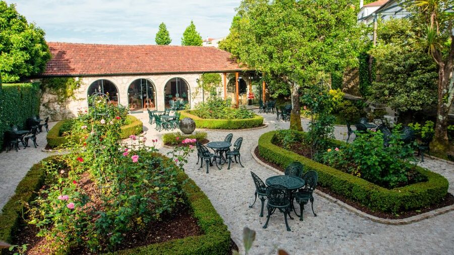 Porto: Taylor's Port Cellars & Tasting - The garden, views, and time after the tour