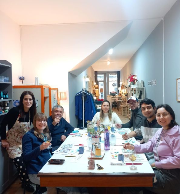 Porto: Tile Painting and Cocktails in Downtown Porto - Why painting a tile is a smart Porto activity
