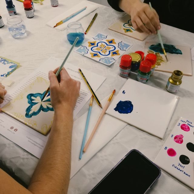 Porto: Tile-Painting Workshop with Porto Wine - Bainharia - Is the tile really a good Porto souvenir?