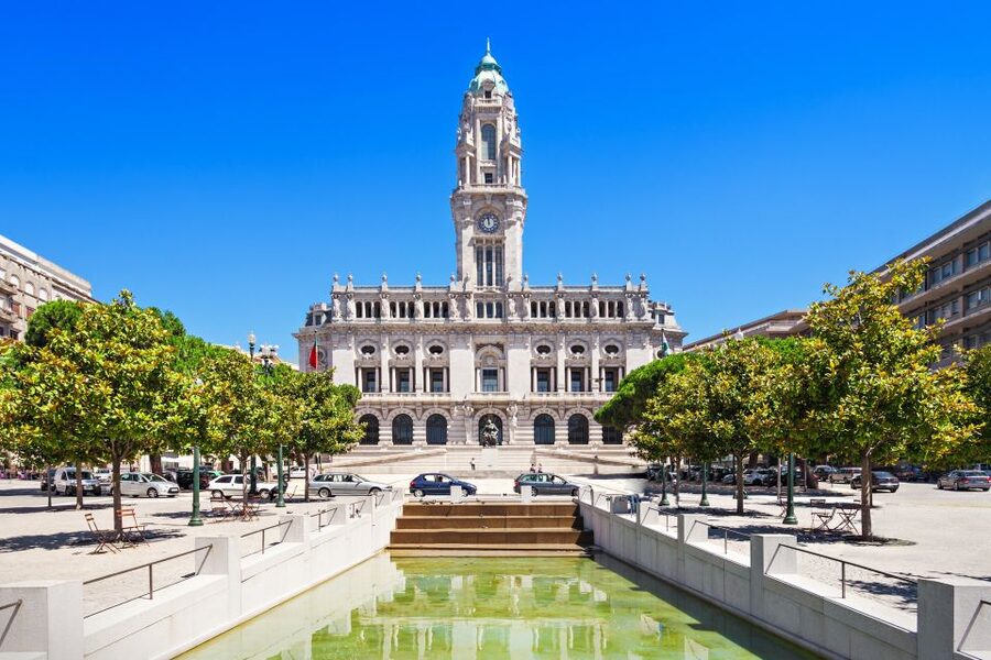 Porto: Tuk-Tuk Tour, Douro River Cruise, and Wine Tasting - The extra walking tour on the following day