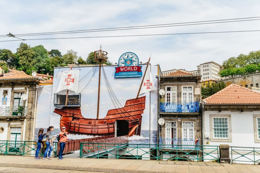 Porto: World of Discoveries Entry Ticket - Accessibility and language help