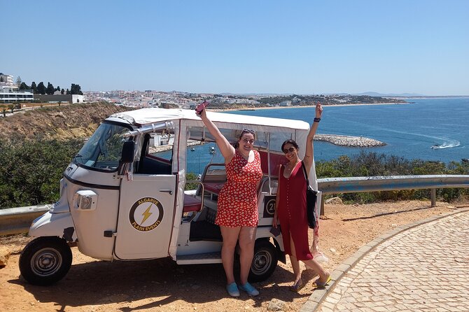 Private: Albufeira / Vilamoura City & Beach Tour (TukTuk or Jeep) - Lagoa dos Salgados: a change of scenery