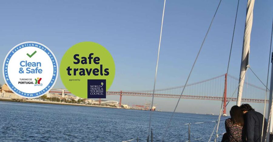 Private Romantic cruise with sparkling wine- 2-Hour- Lisbon - Key points at a glance