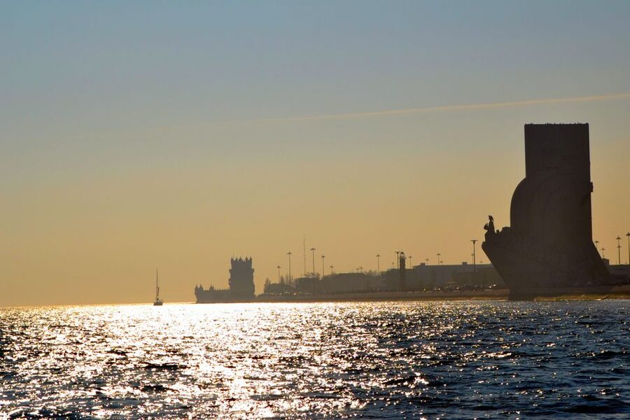 Private Romantic cruise with sparkling wine- 2-Hour- Lisbon - Is $305 good value for two?