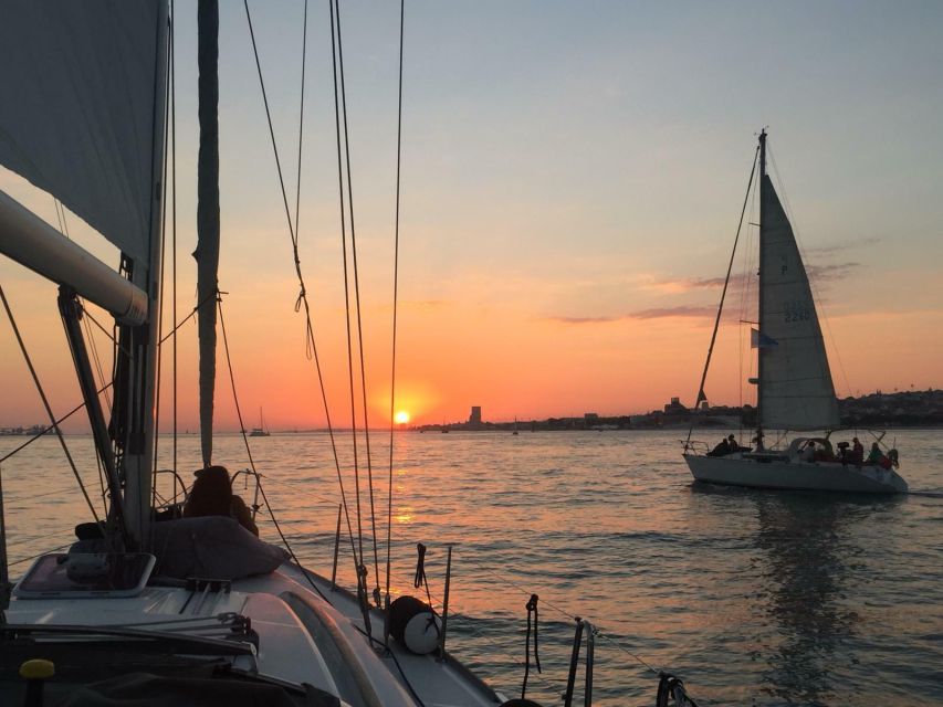Private Romantic cruise with sparkling wine- 2-Hour- Lisbon - Practical details that affect your day