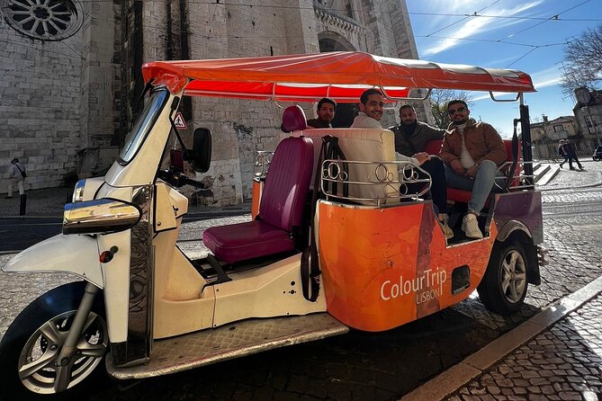 Private Tuk Tuk Tour Through Lisbon’s Historical Streets - What your guide adds to the ride