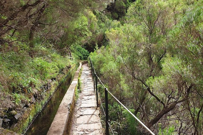 Rabaçal - 25 Fonts - The tunnel, stairs, and wet sections need respect