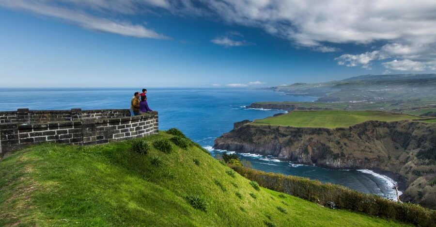 São Miguel East: Full-Day Van Tour with Lunch - Santa Iria Lookout starts the day with sea views