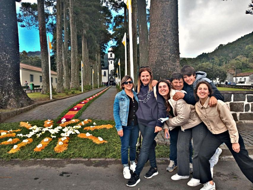 São Miguel Island: 2-Day Guided Island Tour with Meal Add-on - What the guides add