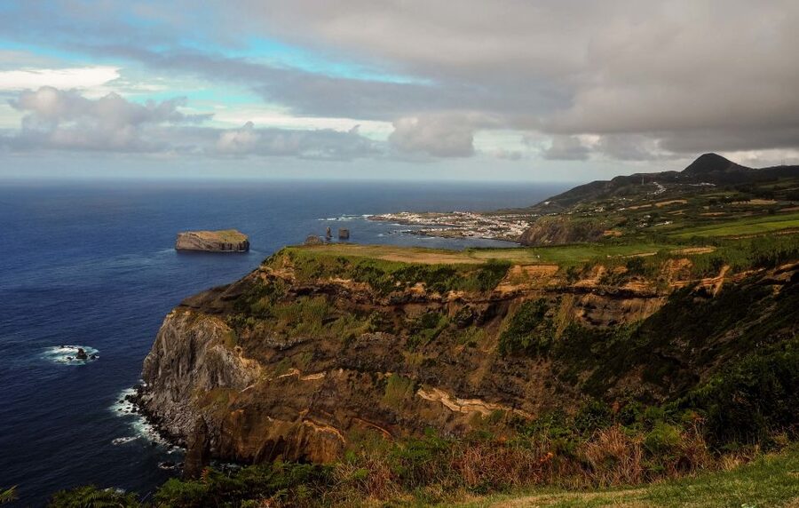 São Miguel Island: Full-Day Sete Cidades Tour - Capelas and a look at old island life