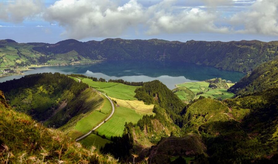 São Miguel Island: Full-Day Sete Cidades Tour - Sete Cidades Lake and the village