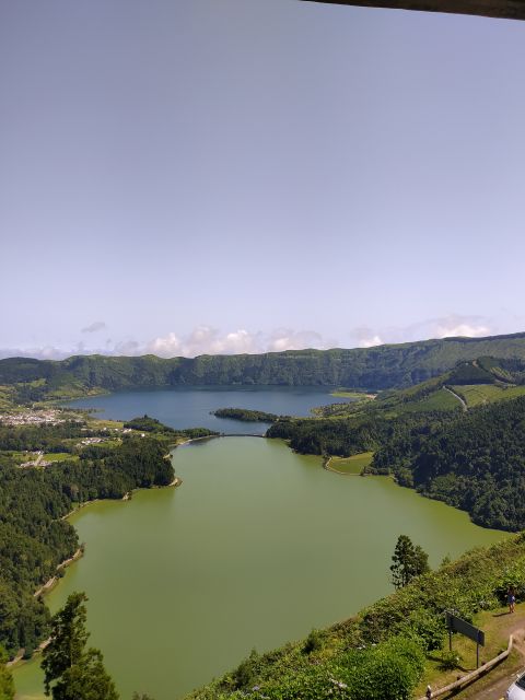 São Miguel: Sete Cidades & Lagoa do Fogo Tour with Lunch - Pico do Carvão opens the day with wide views