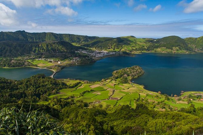 São Miguel West Full Day Tour with Setes Cidades Including Lunch - Mosteiros: black rock, sea stacks, and natural pools