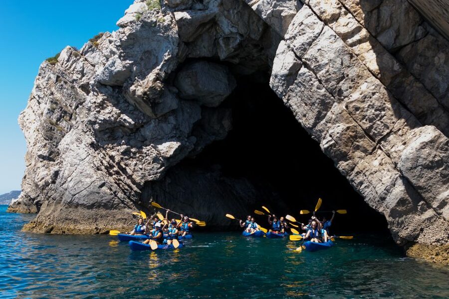 Sesimbra: Arrabida Natural Park & Caves Guided Kayaking Tour - Key points at a glance