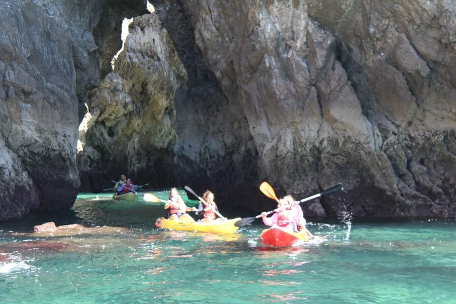 Sesimbra: Ribeiro Cavalo Beach, Caves, & Arrábida Kayak Tour - Should You Book This Sesimbra Kayak Tour?