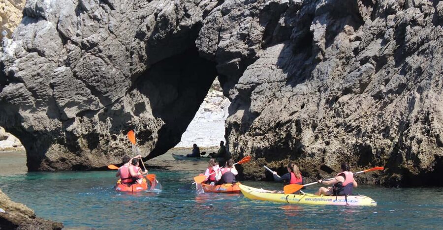 Sesimbra: Ribeiro Cavalo Beach, Caves, & Arrábida Kayak Tour - Practical Tips for a Better Morning on the Water