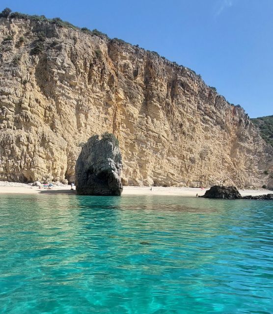 Sesimbra: Secret Bays and Beaches Boat Tour with Snorkeling - Praia da Mijona and Frade’s Bay