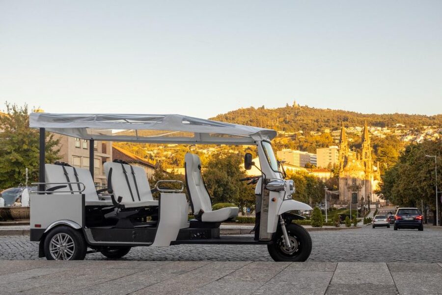 Sightseeing Tours by Electric Tuk-Tuk in Guimarães - Seeing Guimarães without wearing out your feet