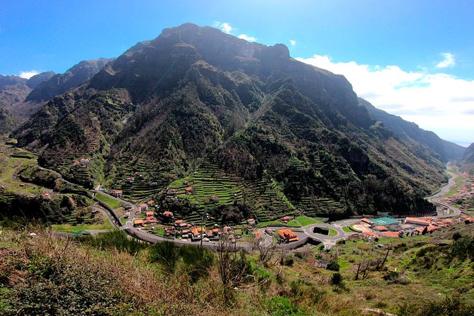 Signature Wine Tastings, Skywalk, Nature 4x4 Open Roof Expedition - The guide can shape the whole day