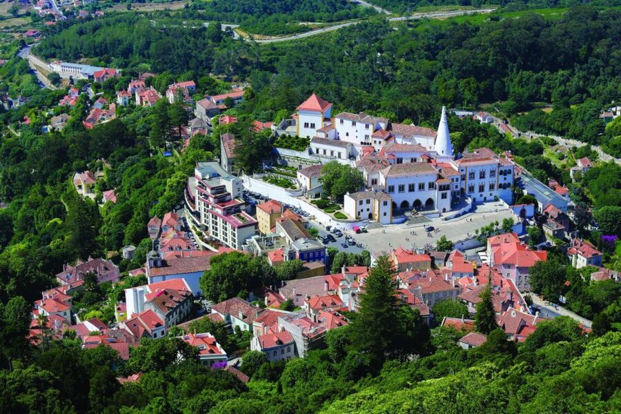 Sintra and Cascais: Full Day Tour - Boca do Inferno and the Cascais break