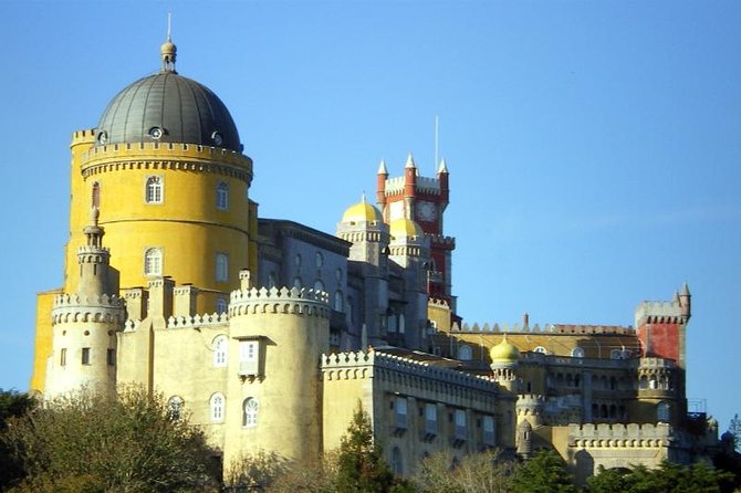 Sintra & Cascais Day Tour with Pena Palace Entry and Gardens Walk - Why this Sintra day trip works