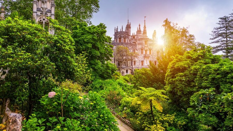 Sintra: Castle of the Moors & Quinta Entry with Audio Guides - Key points to know before booking