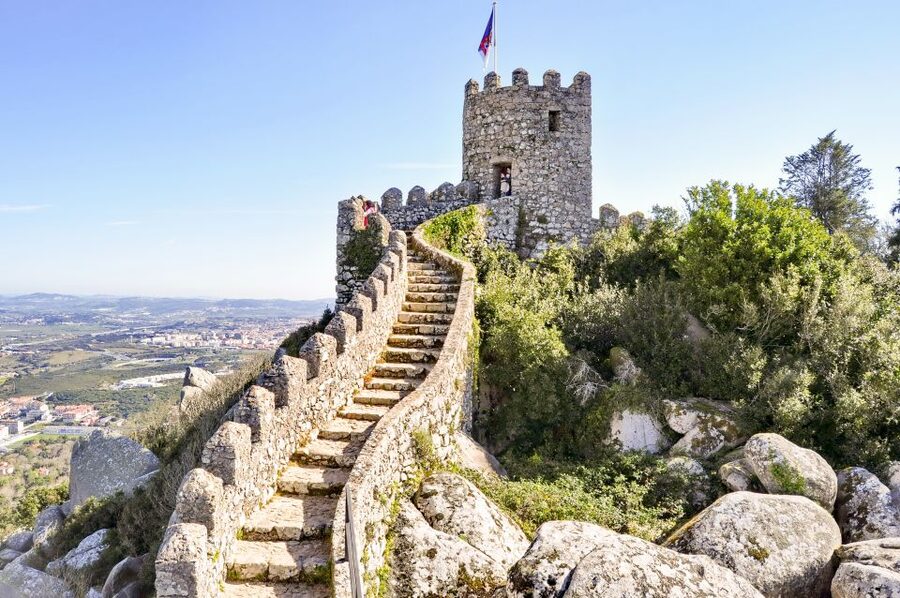 Sintra: Castle of the Moors Skip-the-Line Ticket - Walking the surviving walls and turrets