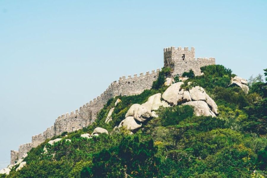 Sintra: Castle of the Moors Skip-the-Line Ticket+Audio Guide - Getting to the entrance from Sintra
