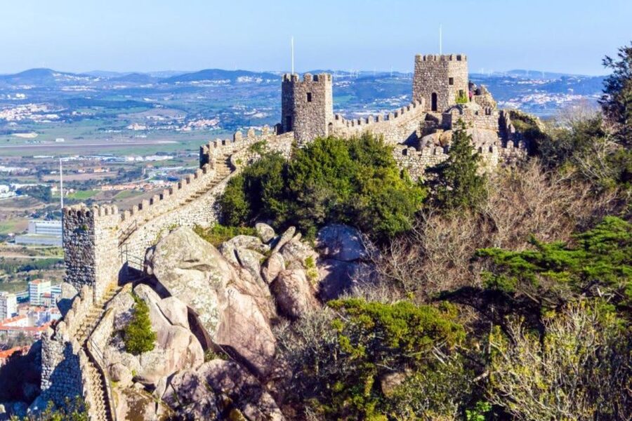 Sintra: Castle of the Moors Skip-the-Line Ticket+Audio Guide - The climb, wind, and exposed stone paths