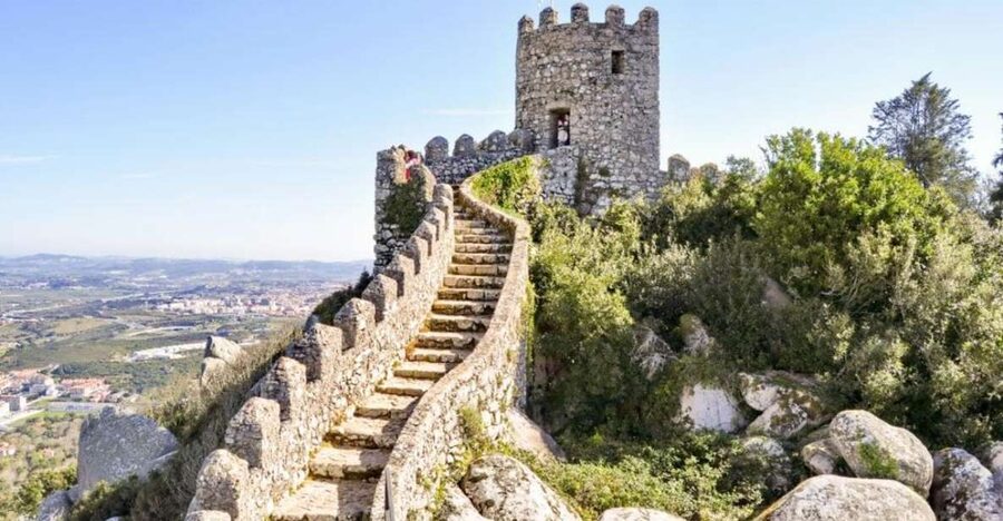 Sintra: Castle of the Moors Skip-the-Line Ticket+Audio Guide - Using the e-ticket and English audio guide