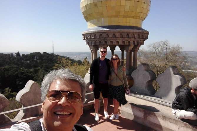 Sintra Half-Day Private Tour - A Journey through Wonderland - Sintra’s old center and the pastry pause