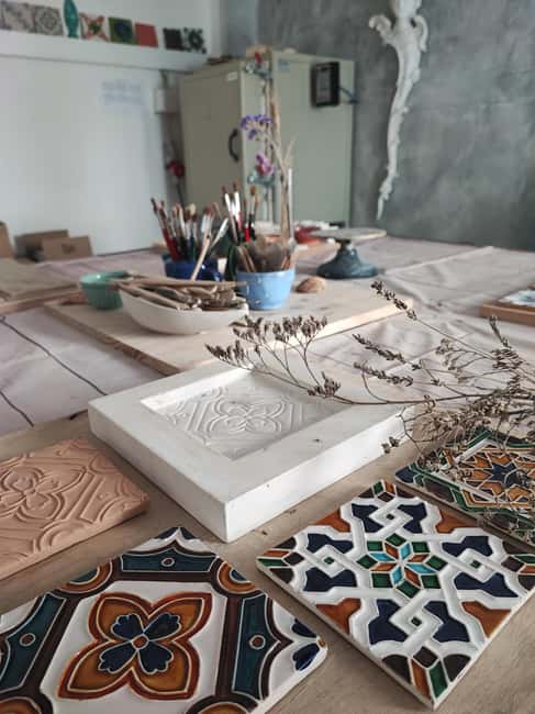 Sintra: Hispanic Moorish Tile Workshop - Key Points