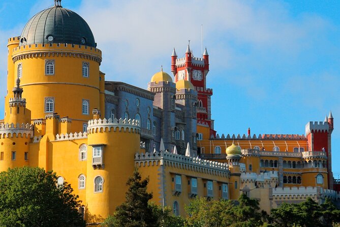 Sintra Historical Jeep Adventure - Palaces & Secret Routes - Who should book this Sintra adventure