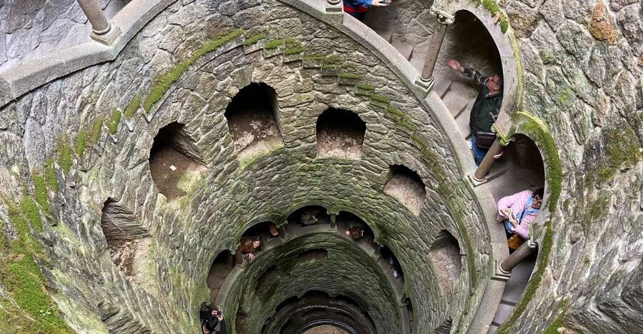 Sintra/Lisbon: Sintra & Quinta da Regaleira Tour with Ticket - Starting in Sintra Old Town